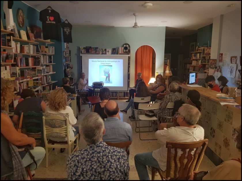 Aquesta imatge té un atribut alt buit; el nom de fitxer és tphy6925.jpg